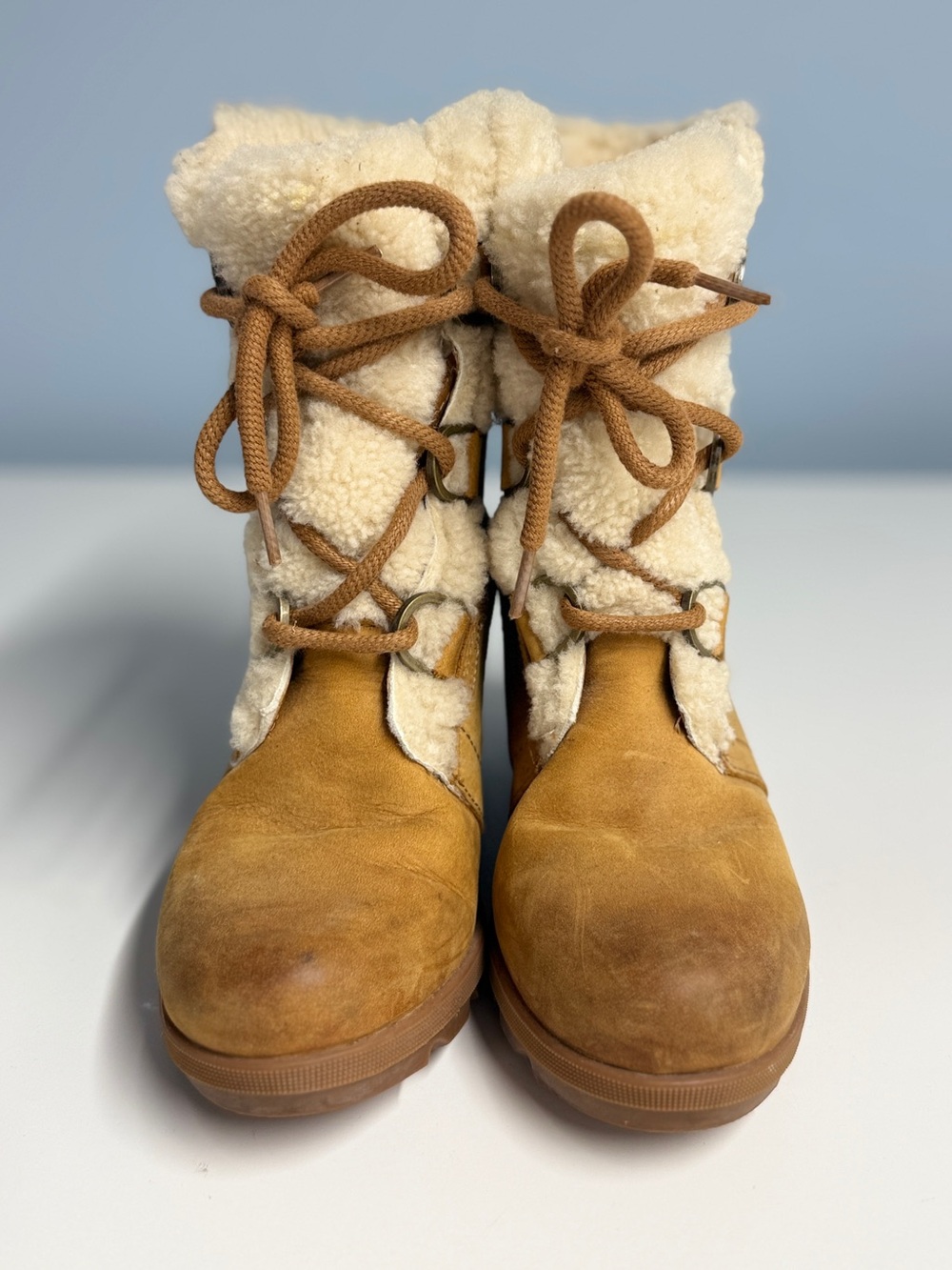 Sorel Women's Tan Suede Shearling Lace-Up Winter Boots